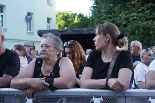 Dni Chełma 2025. Chełmianie bawią się na koncertach. Cz. II [GALERIA ZDJĘĆ]