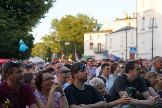 Dni Chełma 2025. Chełmianie bawią się na koncertach. Cz. II [GALERIA ZDJĘĆ]