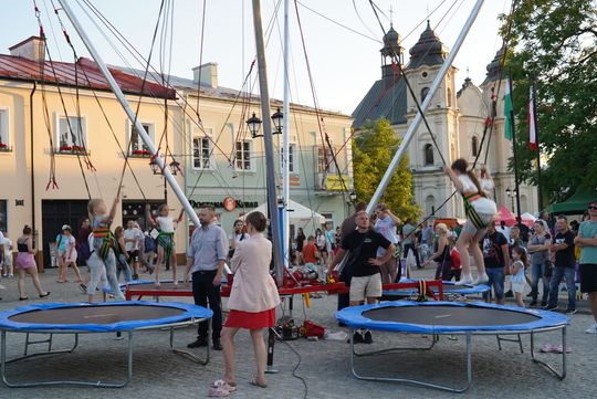 Dni Chełma 2025. Chełmianie bawią się na koncertach. Cz. II [GALERIA ZDJĘĆ]