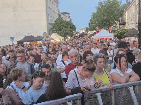 Dni Chełma 2025. Chełmianie bawią się na koncertach. Cz. II [GALERIA ZDJĘĆ]