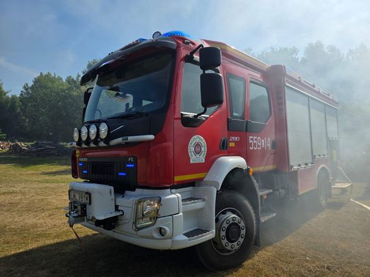 Pow. włodawski. Spłonęły zabudowania gospodarcze i część domu. Straty to około 150 tys. zł [ZDJĘCIA]