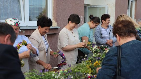 Noc Świętojańska w gminie Hańsk. Widowisko obrzędowe i puszczanie wianków [GALERIA ZDJĘĆ]