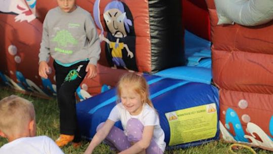 Noc Świętojańska w gminie Hańsk. Widowisko obrzędowe i puszczanie wianków [GALERIA ZDJĘĆ]