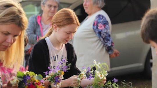 Noc Świętojańska w gminie Hańsk. Widowisko obrzędowe i puszczanie wianków [GALERIA ZDJĘĆ]