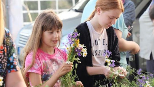 Noc Świętojańska w gminie Hańsk. Widowisko obrzędowe i puszczanie wianków [GALERIA ZDJĘĆ]