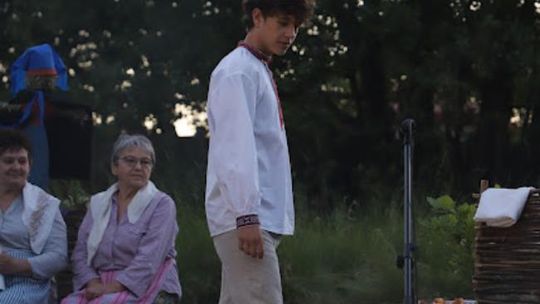 Noc Świętojańska w gminie Hańsk. Widowisko obrzędowe i puszczanie wianków [GALERIA ZDJĘĆ]