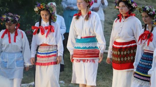 Noc Świętojańska w gminie Hańsk. Widowisko obrzędowe i puszczanie wianków [GALERIA ZDJĘĆ]