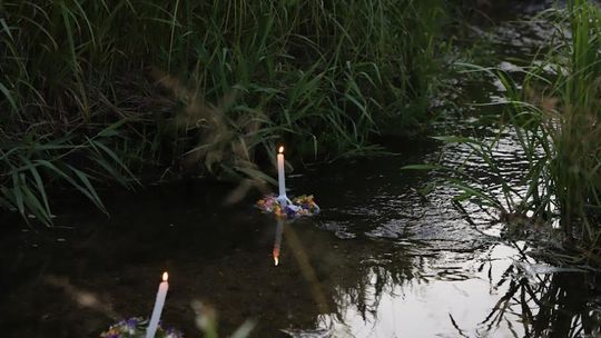 Noc Świętojańska w gminie Hańsk. Widowisko obrzędowe i puszczanie wianków [GALERIA ZDJĘĆ]