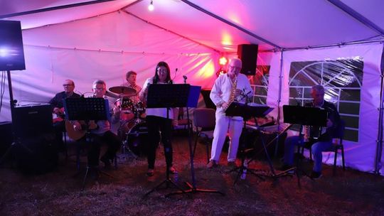 Noc Świętojańska w gminie Hańsk. Widowisko obrzędowe i puszczanie wianków [GALERIA ZDJĘĆ]