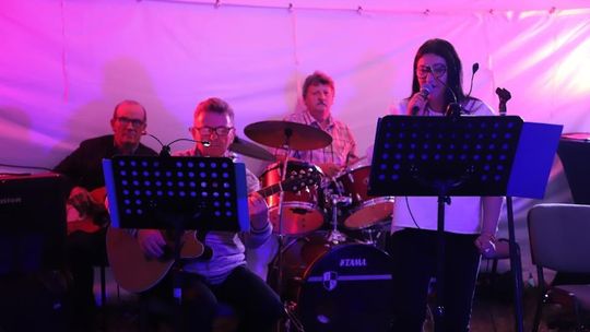 Noc Świętojańska w gminie Hańsk. Widowisko obrzędowe i puszczanie wianków [GALERIA ZDJĘĆ]