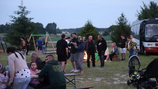 Noc Świętojańska w gminie Hańsk. Widowisko obrzędowe i puszczanie wianków [GALERIA ZDJĘĆ]