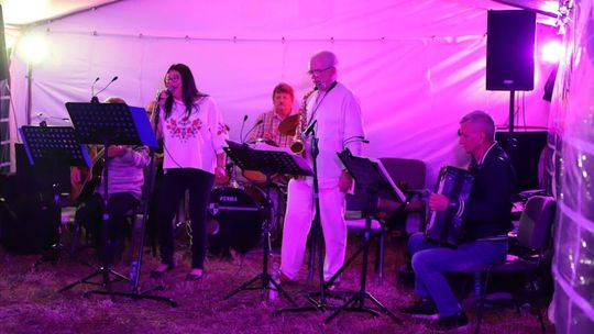 Noc Świętojańska w gminie Hańsk. Widowisko obrzędowe i puszczanie wianków [GALERIA ZDJĘĆ]