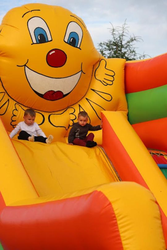 Noc Świętojańska w gminie Hańsk. Widowisko obrzędowe i puszczanie wianków [GALERIA ZDJĘĆ]