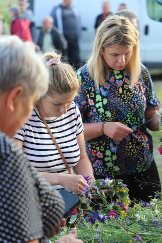 Noc Świętojańska w gminie Hańsk. Widowisko obrzędowe i puszczanie wianków [GALERIA ZDJĘĆ]