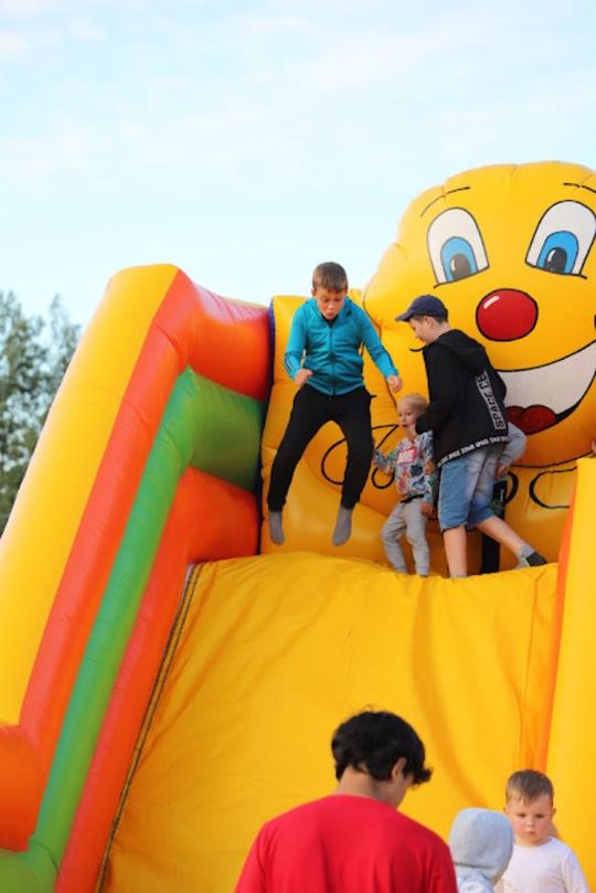 Noc Świętojańska w gminie Hańsk. Widowisko obrzędowe i puszczanie wianków [GALERIA ZDJĘĆ]