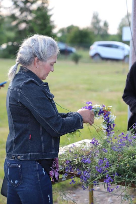 Noc Świętojańska w gminie Hańsk. Widowisko obrzędowe i puszczanie wianków [GALERIA ZDJĘĆ]