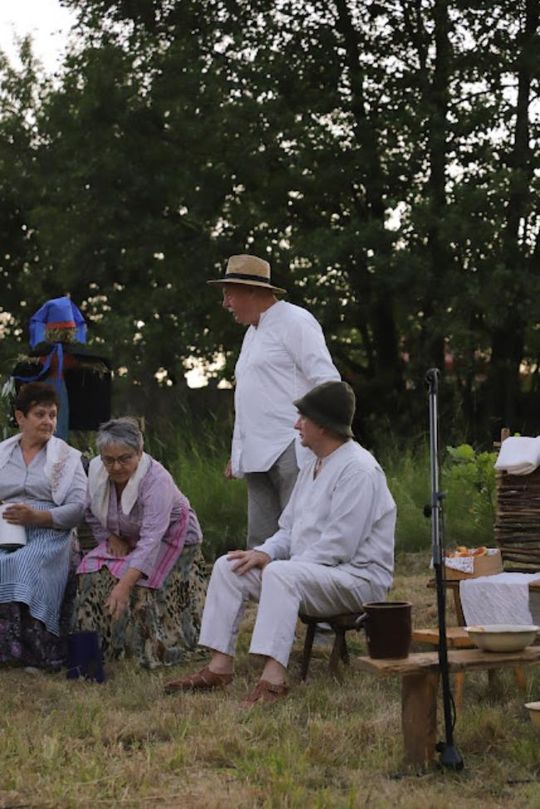 Noc Świętojańska w gminie Hańsk. Widowisko obrzędowe i puszczanie wianków [GALERIA ZDJĘĆ]