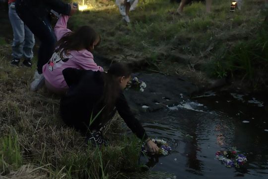 Noc Świętojańska w gminie Hańsk. Widowisko obrzędowe i puszczanie wianków [GALERIA ZDJĘĆ]