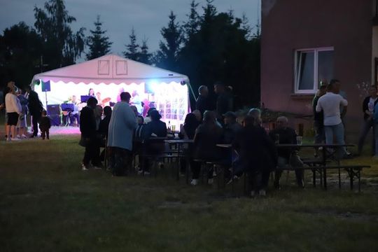 Noc Świętojańska w gminie Hańsk. Widowisko obrzędowe i puszczanie wianków [GALERIA ZDJĘĆ]