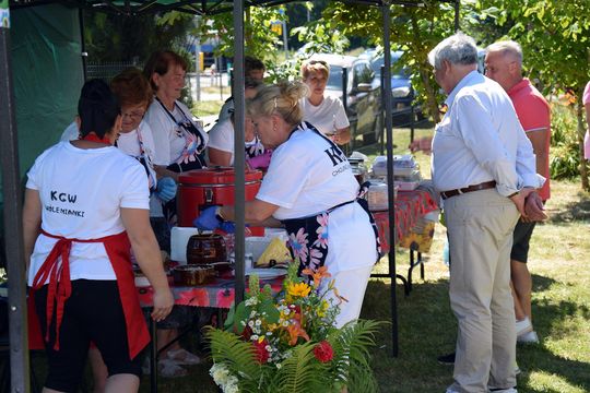 Wakacyjny Piknik Rodzinny w Chojnie Nowym Drugim [GALERIA ZDJĘĆ]