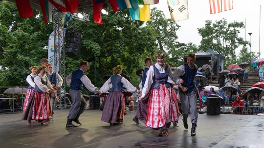 Włodawa. Jubileuszowe XXX Poleskie Lato z Folklorem 2025 [GALERIA ZDJĘĆ]