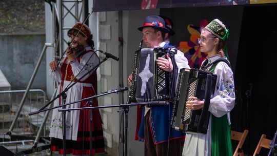 Włodawa. Jubileuszowe XXX Poleskie Lato z Folklorem 2025 [GALERIA ZDJĘĆ]