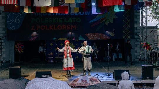 Włodawa. Jubileuszowe XXX Poleskie Lato z Folklorem 2025 [GALERIA ZDJĘĆ]