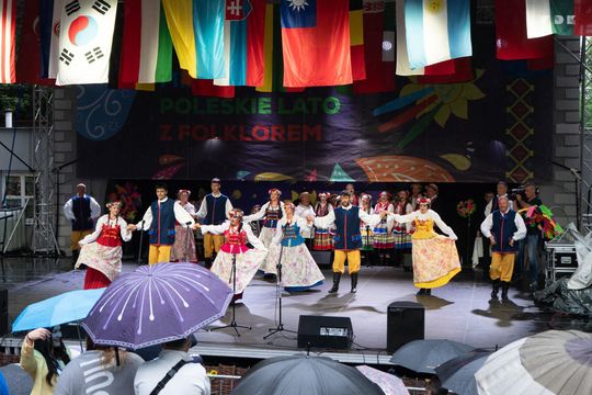 Włodawa. Jubileuszowe XXX Poleskie Lato z Folklorem 2025 [GALERIA ZDJĘĆ]