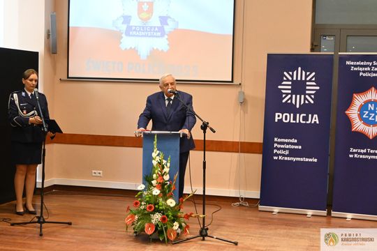 Święto Policji w Krasnymstawie. Podziękowania, mianowania i odznaczenia [GALERIA ZDJĘĆ] 