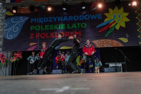 Włodawa. Jubileuszowe XXX Poleskie Lato z Folklorem 2025. Dzień II [GALERIA ZDJĘĆ]
