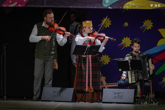 Włodawa. Jubileuszowe XXX Poleskie Lato z Folklorem 2025. Dzień II [GALERIA ZDJĘĆ]