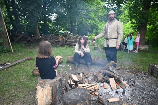 Gm. Wojsławice. XVIII Dni Jakuba Wędrowycza. Działo się! Prelekcje, konkursy, gry i bitwy cz. II [GALERIA ZDJĘĆ]