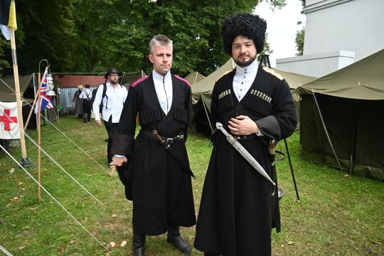 Gm. Wojsławice. XVIII Dni Jakuba Wędrowycza. Działo się! Prelekcje, konkursy, gry i bitwy cz. II [GALERIA ZDJĘĆ]