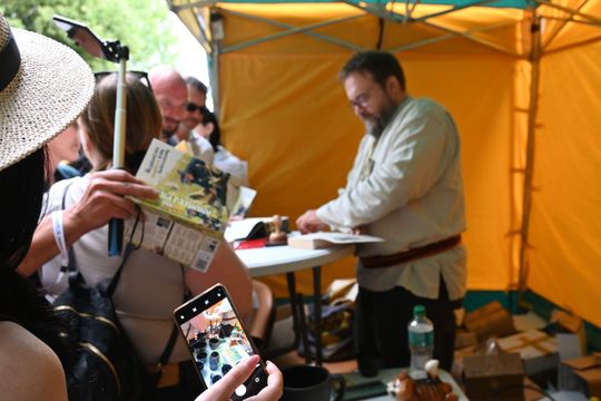 Gm. Wojsławice. XVIII Dni Jakuba Wędrowycza. Działo się! Prelekcje, konkursy, gry i bitwy cz. II [GALERIA ZDJĘĆ]