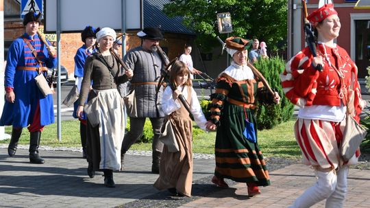 Gm. Wojsławice. XVIII Dni Jakuba Wędrowycza. Działo się! Prelekcje, konkursy, gry i bitwy cz. II [GALERIA ZDJĘĆ]