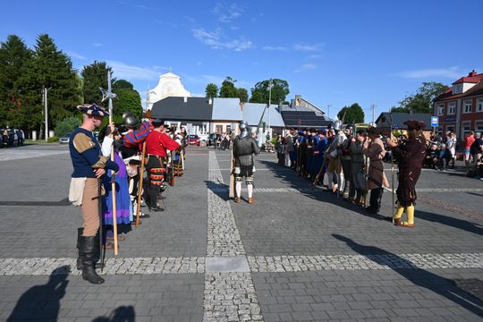 Gm. Wojsławice. XVIII Dni Jakuba Wędrowycza. Działo się! Prelekcje, konkursy, gry i bitwy cz. II [GALERIA ZDJĘĆ]