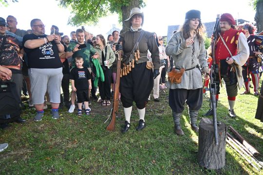 Gm. Wojsławice. XVIII Dni Jakuba Wędrowycza. Działo się! Prelekcje, konkursy, gry i bitwy cz. II [GALERIA ZDJĘĆ]
