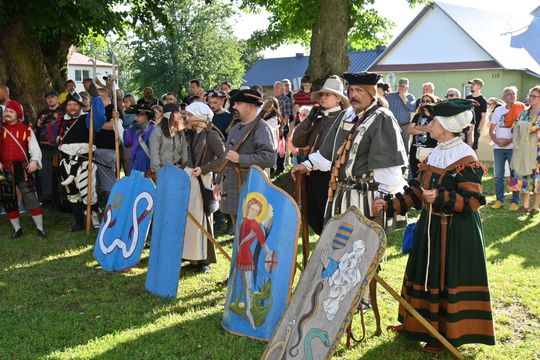 Gm. Wojsławice. XVIII Dni Jakuba Wędrowycza. Działo się! Prelekcje, konkursy, gry i bitwy cz. II [GALERIA ZDJĘĆ]