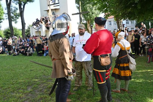 Gm. Wojsławice. XVIII Dni Jakuba Wędrowycza. Działo się! Prelekcje, konkursy, gry i bitwy cz. II [GALERIA ZDJĘĆ]