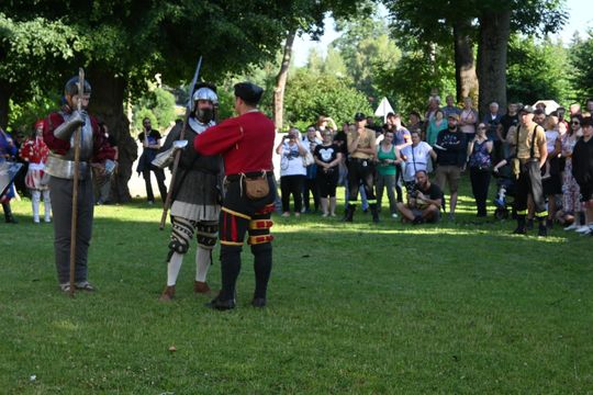 Gm. Wojsławice. XVIII Dni Jakuba Wędrowycza. Działo się! Prelekcje, konkursy, gry i bitwy cz. II [GALERIA ZDJĘĆ]