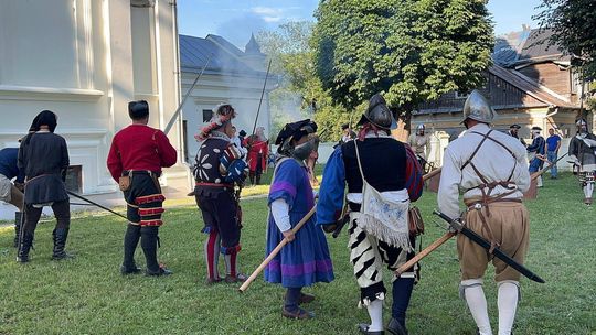 Gm. Wojsławice. XVIII Dni Jakuba Wędrowycza. Działo się! Prelekcje, konkursy, gry i bitwy cz. II [GALERIA ZDJĘĆ]