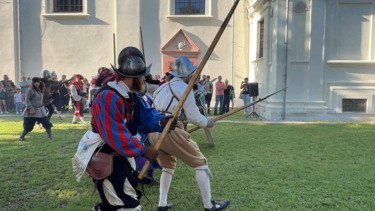 Gm. Wojsławice. XVIII Dni Jakuba Wędrowycza. Działo się! Prelekcje, konkursy, gry i bitwy cz. II [GALERIA ZDJĘĆ]