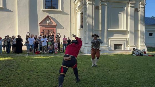 Gm. Wojsławice. XVIII Dni Jakuba Wędrowycza. Działo się! Prelekcje, konkursy, gry i bitwy cz. II [GALERIA ZDJĘĆ]