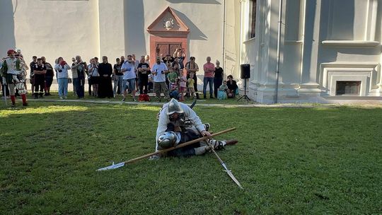 Gm. Wojsławice. XVIII Dni Jakuba Wędrowycza. Działo się! Prelekcje, konkursy, gry i bitwy cz. II [GALERIA ZDJĘĆ]