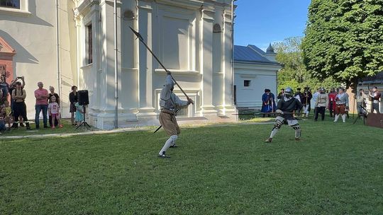 Gm. Wojsławice. XVIII Dni Jakuba Wędrowycza. Działo się! Prelekcje, konkursy, gry i bitwy cz. II [GALERIA ZDJĘĆ]