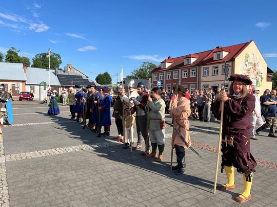 Gm. Wojsławice. XVIII Dni Jakuba Wędrowycza. Działo się! Prelekcje, konkursy, gry i bitwy cz. II [GALERIA ZDJĘĆ]