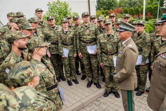Chełm. Ślubowanie nowych funkcjonariuszy Nadbużańskiego Oddziału Straży Granicznej [GALERIA ZDJĘĆ]