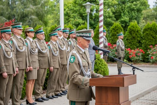 Chełm. Ślubowanie nowych funkcjonariuszy Nadbużańskiego Oddziału Straży Granicznej [GALERIA ZDJĘĆ]