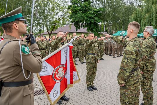 Chełm. Ślubowanie nowych funkcjonariuszy Nadbużańskiego Oddziału Straży Granicznej [GALERIA ZDJĘĆ]