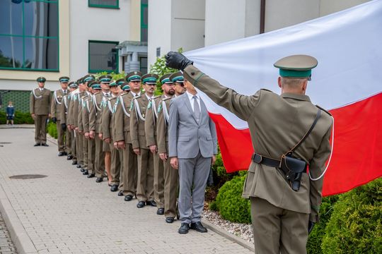 Chełm. Ślubowanie nowych funkcjonariuszy Nadbużańskiego Oddziału Straży Granicznej [GALERIA ZDJĘĆ]